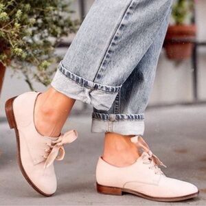 Vionic Blush Pink Leather Oxford Flats with Ribbon Ties